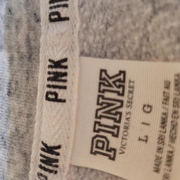 Victoria's Secret Pink Sweatshirt - Lot Of 2 - Picture 4 of 4